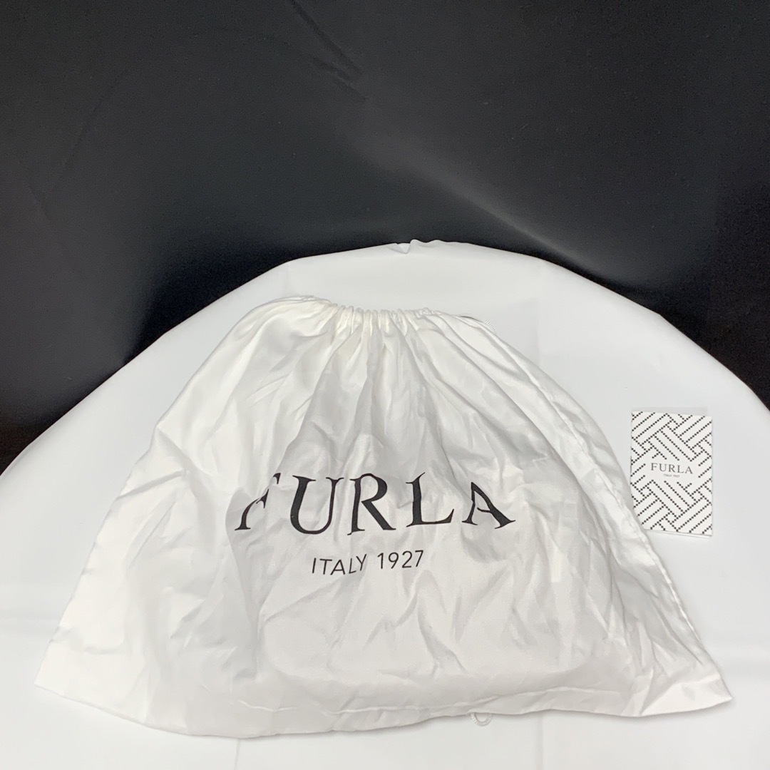 Furla(フルラ)の【FURLA】【新品未使用】タグ付き　ショルダーバッグ　ワインレッド レディースのバッグ(ショルダーバッグ)の商品写真