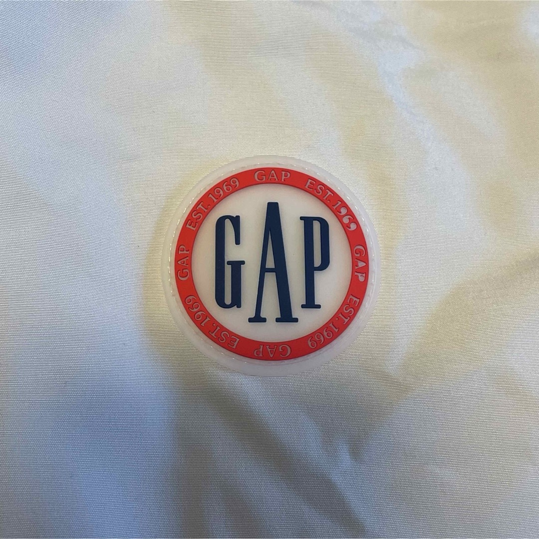 GAP(ギャップ)のフード付きダウンジャケット　GAP メンズのジャケット/アウター(ダウンジャケット)の商品写真