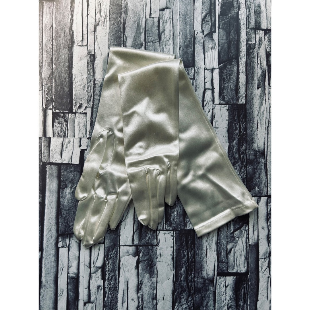 【美品】結婚式　グローブ　手袋　ウエディング レディースのファッション小物(手袋)の商品写真