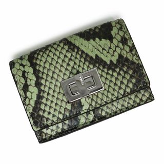 FENDI - フェンディ 美品 23年製 FFダイヤモンド 財布 三つ折り