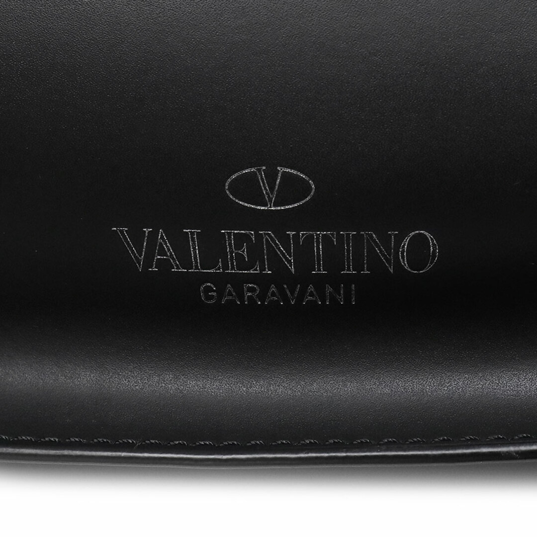 valentino garavani(ヴァレンティノガラヴァーニ)のヴァレンティノ ガラヴァーニ VLTN 2way ショルダー トートバッグ 斜め掛け カーフスキン レザー ブラック 黒 シルバー金具 1Y2B0731WJW ポーチ付 Valentino Garavani（新品・未使用品） メンズのバッグ(トートバッグ)の商品写真