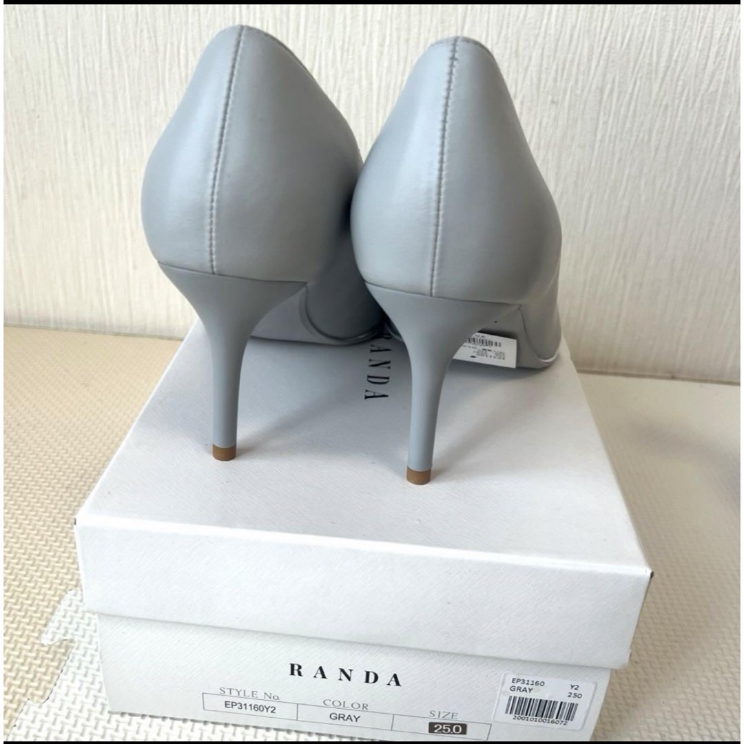 RANDA(ランダ)の新品未使用 切り替えデザイン ヒール パンプス RANDA レディースの靴/シューズ(ハイヒール/パンプス)の商品写真