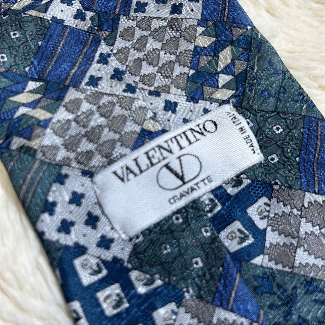 VALENTINO(ヴァレンティノ)のVALENTINO ヴァレンティノ 高級 ネクタイ グリーン メンズ デザイン メンズのファッション小物(ネクタイ)の商品写真
