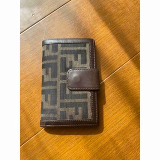 FENDI 財布　二つ折り財布　使用感あり(折り財布)