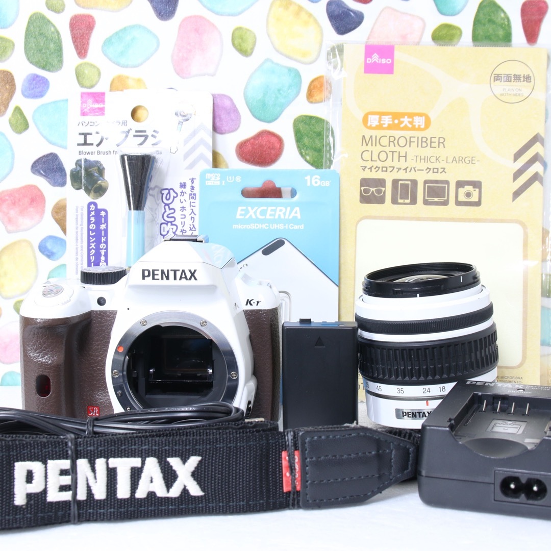 PENTAX(ペンタックス)の♥︎PENTAX k-r ◇オシャレ一眼 ◇スマホ転送 ◇ホワイト × ブラウン スマホ/家電/カメラのカメラ(デジタル一眼)の商品写真