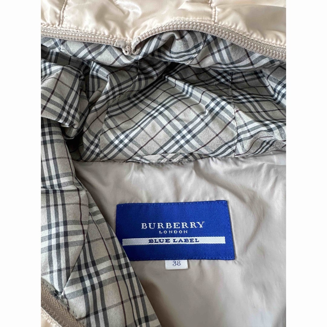 BURBERRY BLUE LABEL(バーバリーブルーレーベル)のBurberry バーバリー　ブルーレーベル　ダウン　ジャンパー レディースのジャケット/アウター(ダウンジャケット)の商品写真