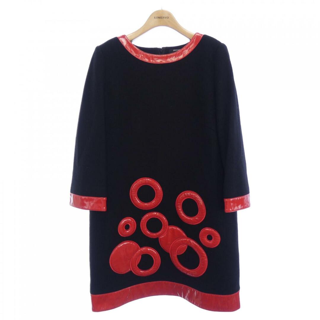 pierre cardin - ピエールカルダン PIERRE CARDIN ワンピースの pierre cardin - ピエールカルダン PIERRE CARDIN ワンピースの