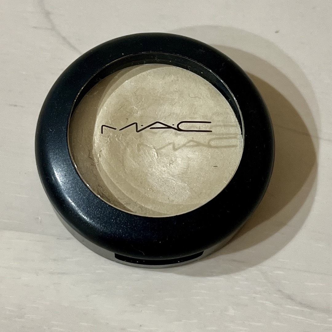 MAC(マック)のMAC コスメ/美容のベースメイク/化粧品(アイシャドウ)の商品写真