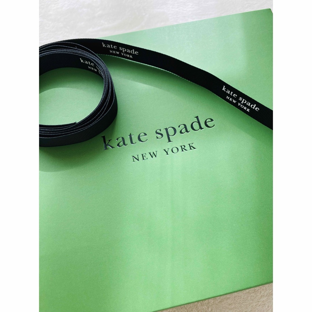 【新品未使用】kate spade new yorkコインケース