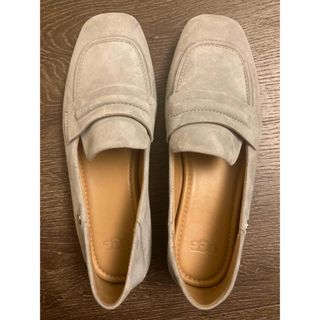 UGG - お値下げ！【新品】UGG 本革ローファー