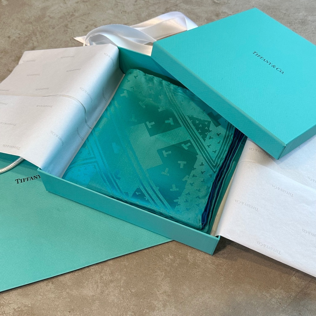 Tiffany & Co. - Tiffany スカーフ カレ ティファニーブルーの Tiffany & Co. - Tiffany スカーフ カレ ティファニーブルーの
