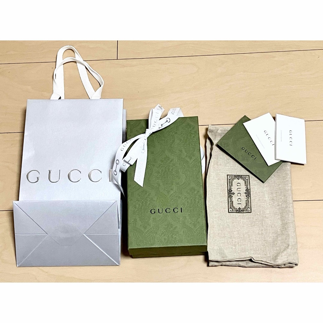 Gucci(グッチ)のGUCCI グッチ 長財布用 クリスマス限定ラッピング インテリア/住まい/日用品のオフィス用品(ラッピング/包装)の商品写真