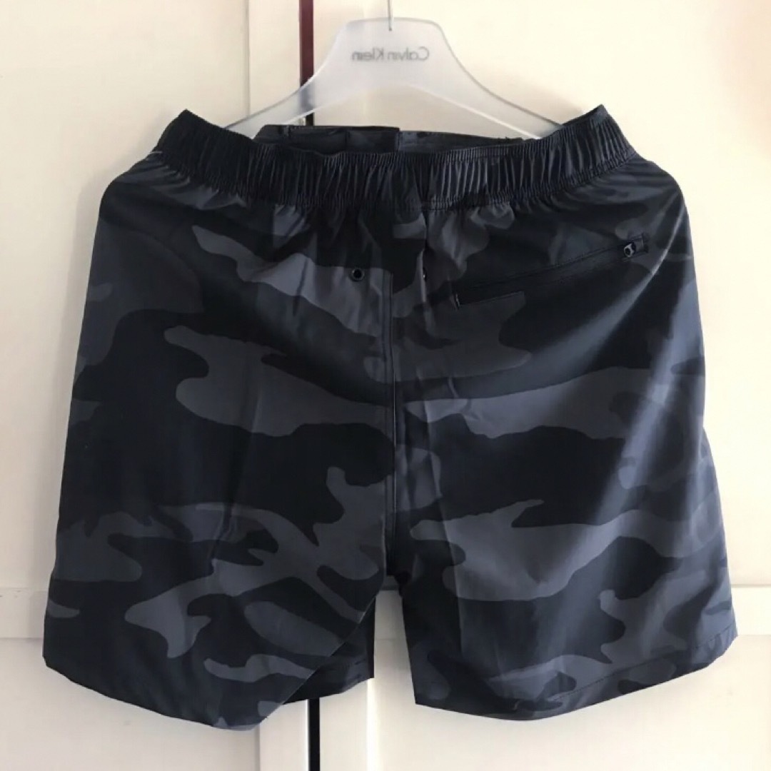 新品】カルバンクライン USA メンズ 水着 M 黒×グレー迷彩柄 下着-