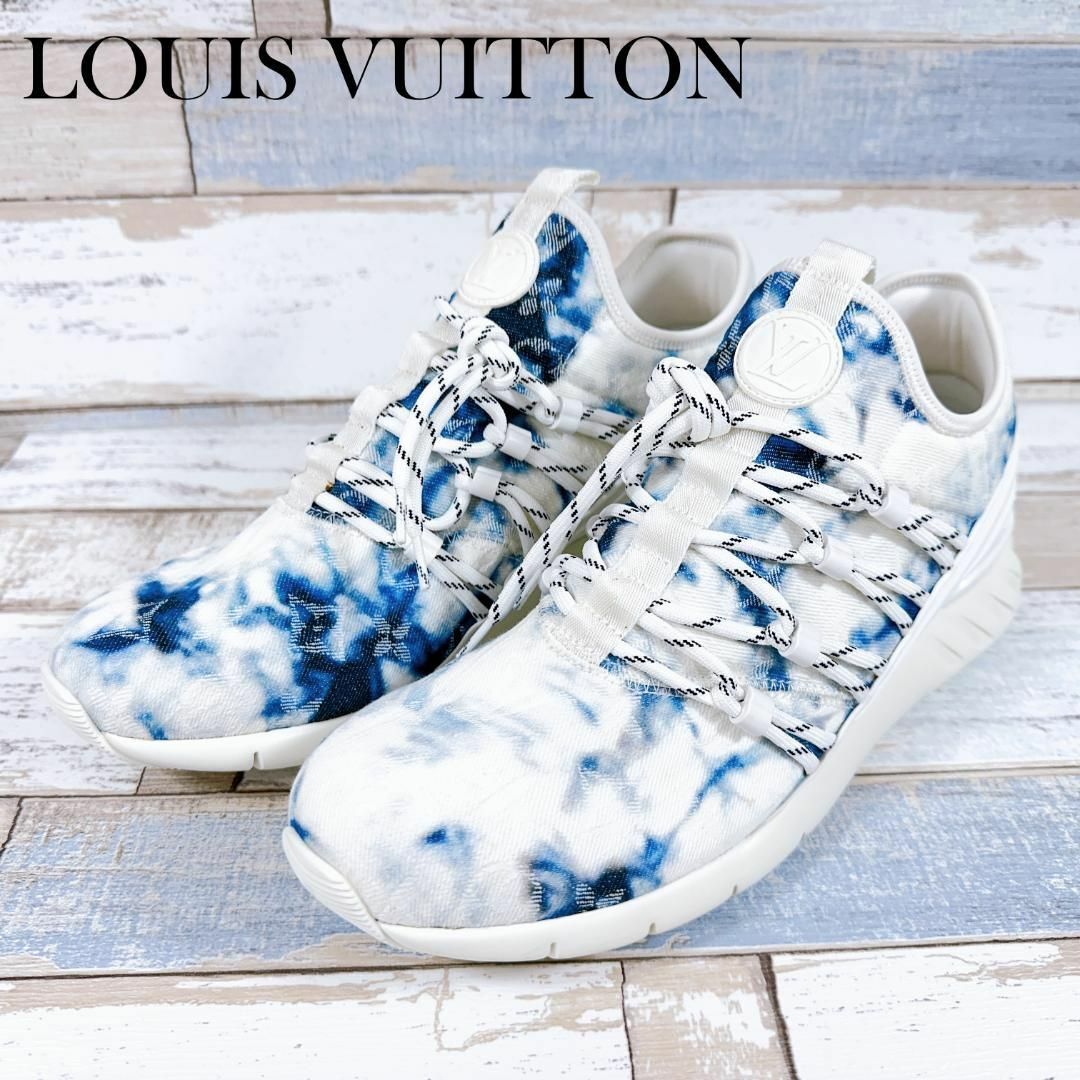 LOUIS VUITTON(ルイヴィトン)のルイヴィトン ファストレーン ライン モノグラム デニム スニーカー メンズの靴/シューズ(スニーカー)の商品写真