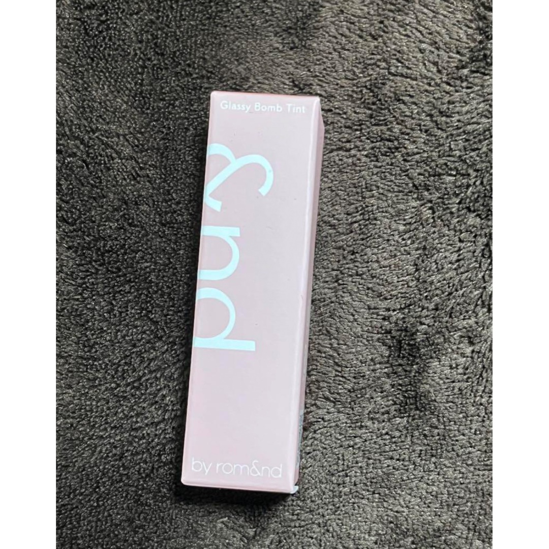 rom&nd(ロムアンド)のロムアンドリップBE01 コスメ/美容のベースメイク/化粧品(リップグロス)の商品写真