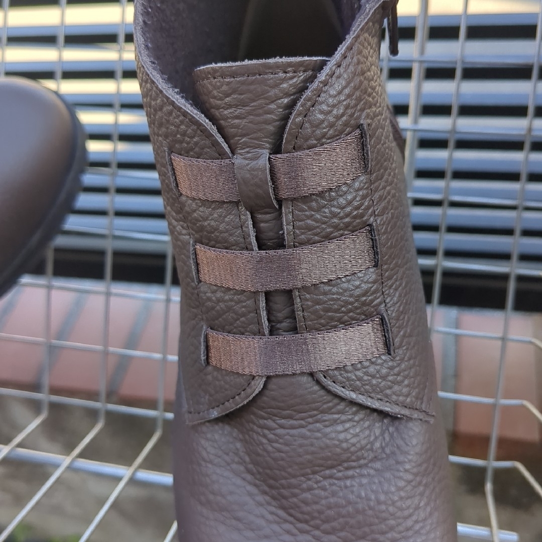 牛革製Figurino　レディースブーツ22.5cm  3Ｅ  ブラウン レディースの靴/シューズ(ブーツ)の商品写真