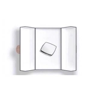 新品シャネル  ノベルティ　非売品コンパクト両面ミラー　箱も綺麗　正規品　(ノベルティグッズ)