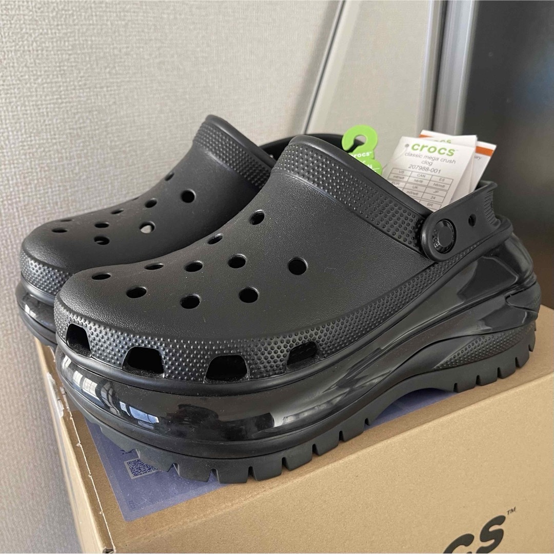 crocs(クロックス)のメガ クラッシュ クロッグ　クロックス　ブラック 美品 メンズの靴/シューズ(サンダル)の商品写真