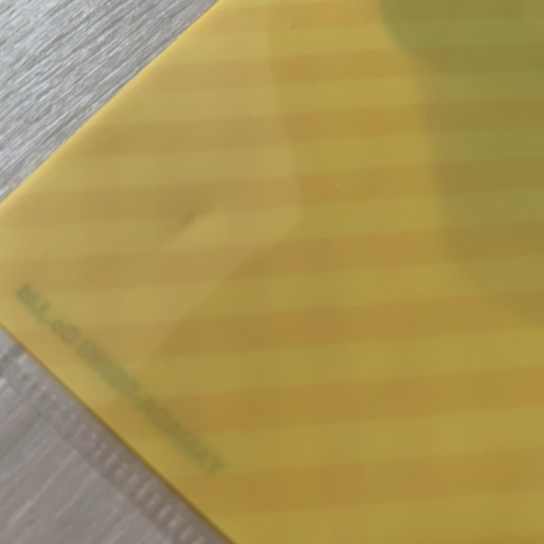 任天堂(ニンテンドウ)の非売品 スーパーマリオ クリアファイル 黄色 ヤマダデンキ ルイージ  エンタメ/ホビーのアニメグッズ(クリアファイル)の商品写真