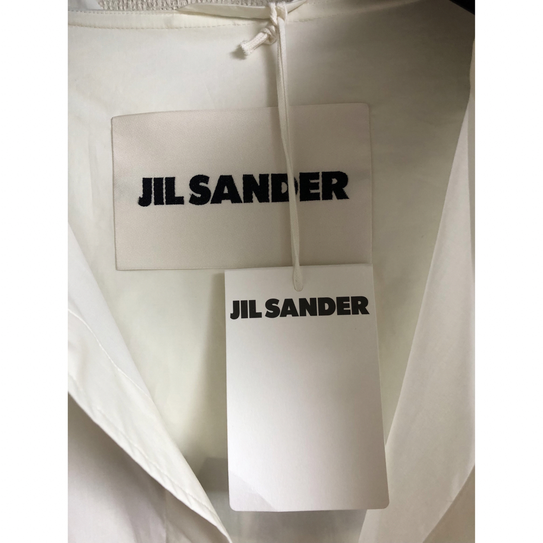 Jil Sander(ジルサンダー)の★新品未使用 タグ付き★ ジルサンダー  バックロゴプリント　モッズコート メンズのジャケット/アウター(モッズコート)の商品写真