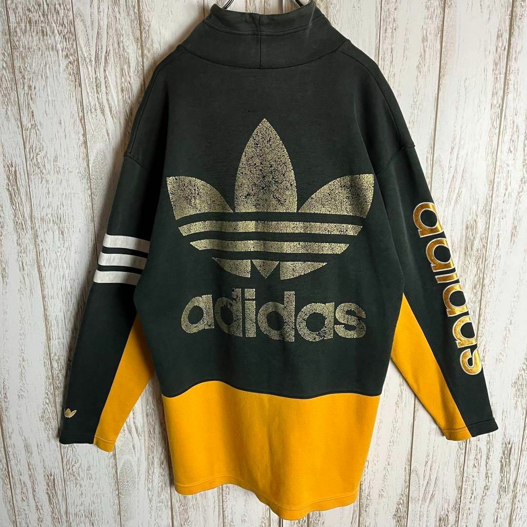 adidas(アディダス)の【希少デザイン】90sアディダス デサント製 ハイネック 刺繍ロゴスウェット メンズのトップス(スウェット)の商品写真