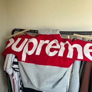 シュプリーム(Supreme)のシュプリーム　ビッグロゴフーディ(パーカー)