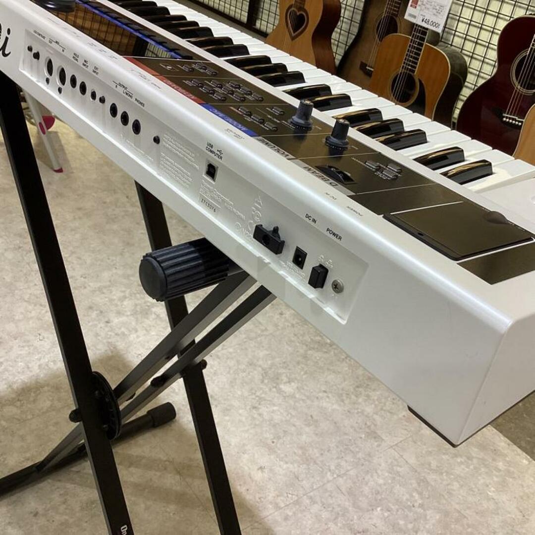 Roland（ローランド）/JUNO-Di WH シンセサイザー 61鍵盤 Mobile Synthesizer 【中古】【USED】【新所沢パルコ店】 楽器の鍵盤楽器(キーボード/シンセサイザー)の商品写真