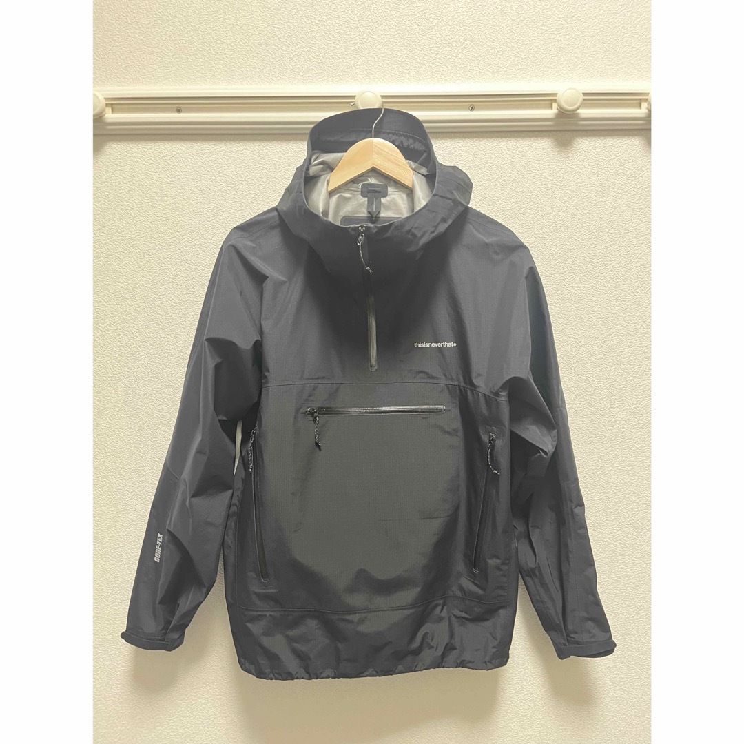 thisisneverthat GORE-TEX Pullover  メンズのジャケット/アウター(ナイロンジャケット)の商品写真