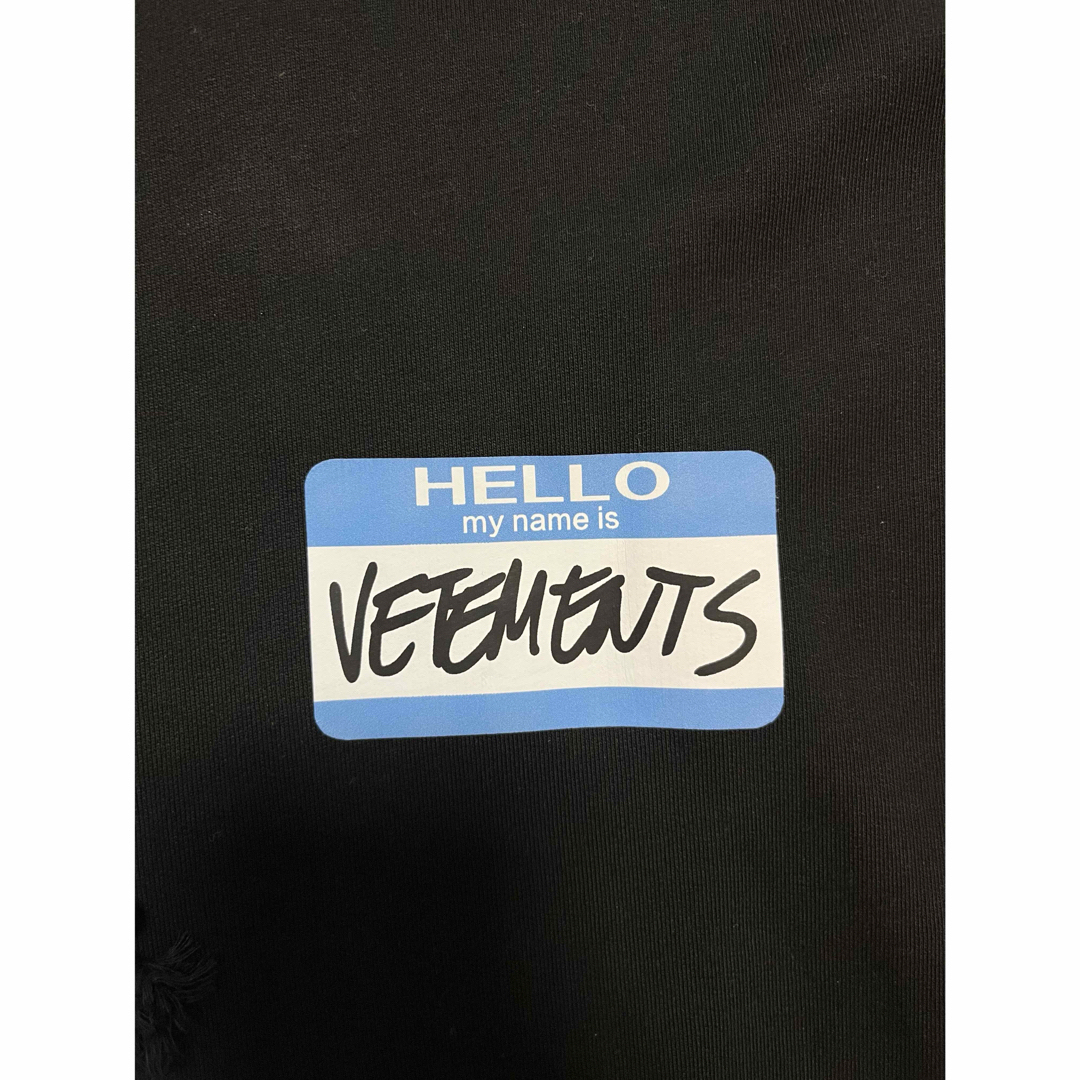 VETEMENTS(ヴェトモン)のVETEMENTS ヴェトモン マイ ネーム イズ フーディ パーカー メンズのトップス(パーカー)の商品写真