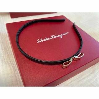 サルヴァトーレフェラガモ(Salvatore Ferragamo)の【新品】サルヴァトーレ フェラガモ　カチューシャ(カチューシャ)