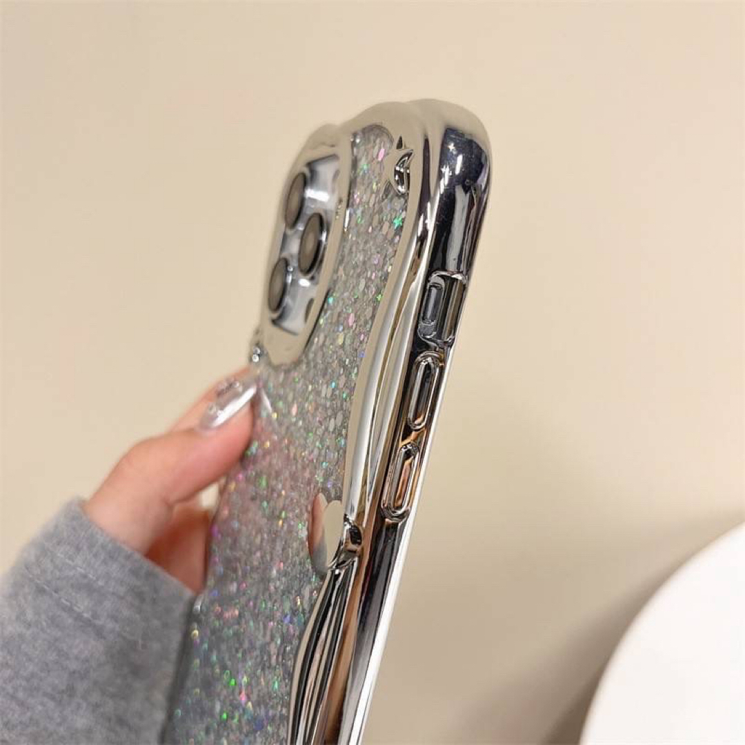 グリッター iPhone15ケース シルバー キラキラ ラメ カバー スマホ/家電/カメラのスマホアクセサリー(iPhoneケース)の商品写真