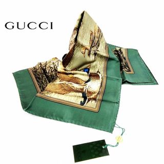 グッチ(Gucci)の【未使用】GUCCI グッチ 大判 スカーフ 鴨 カモ ダック 鳥 グリーン系(バンダナ/スカーフ)