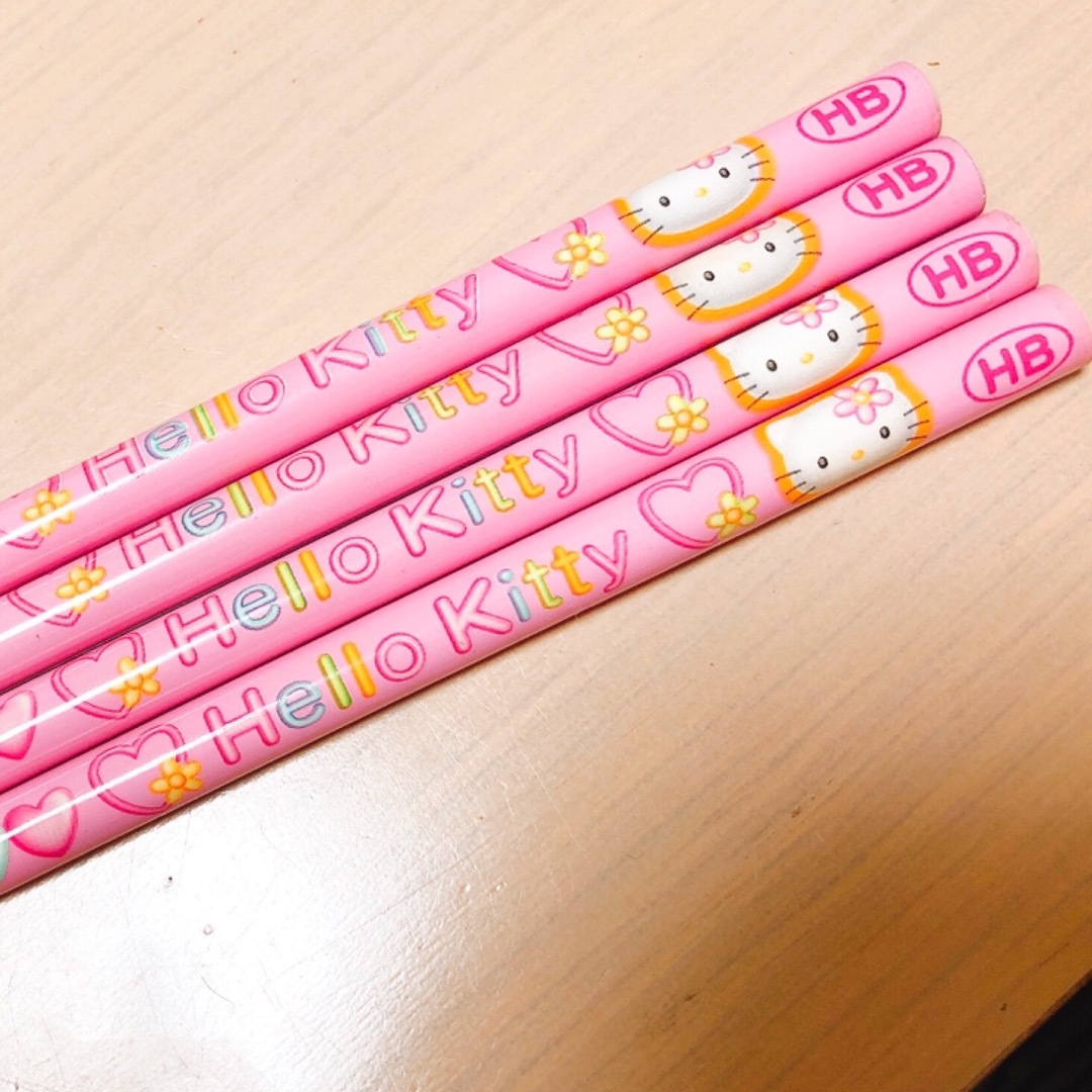 ハローキティ 色えんぴつ 平成レトロ サンリオ キティちゃん 危なく ハローキティ 色えんぴつ 平成レトロ サンリオ キティちゃん 危なく