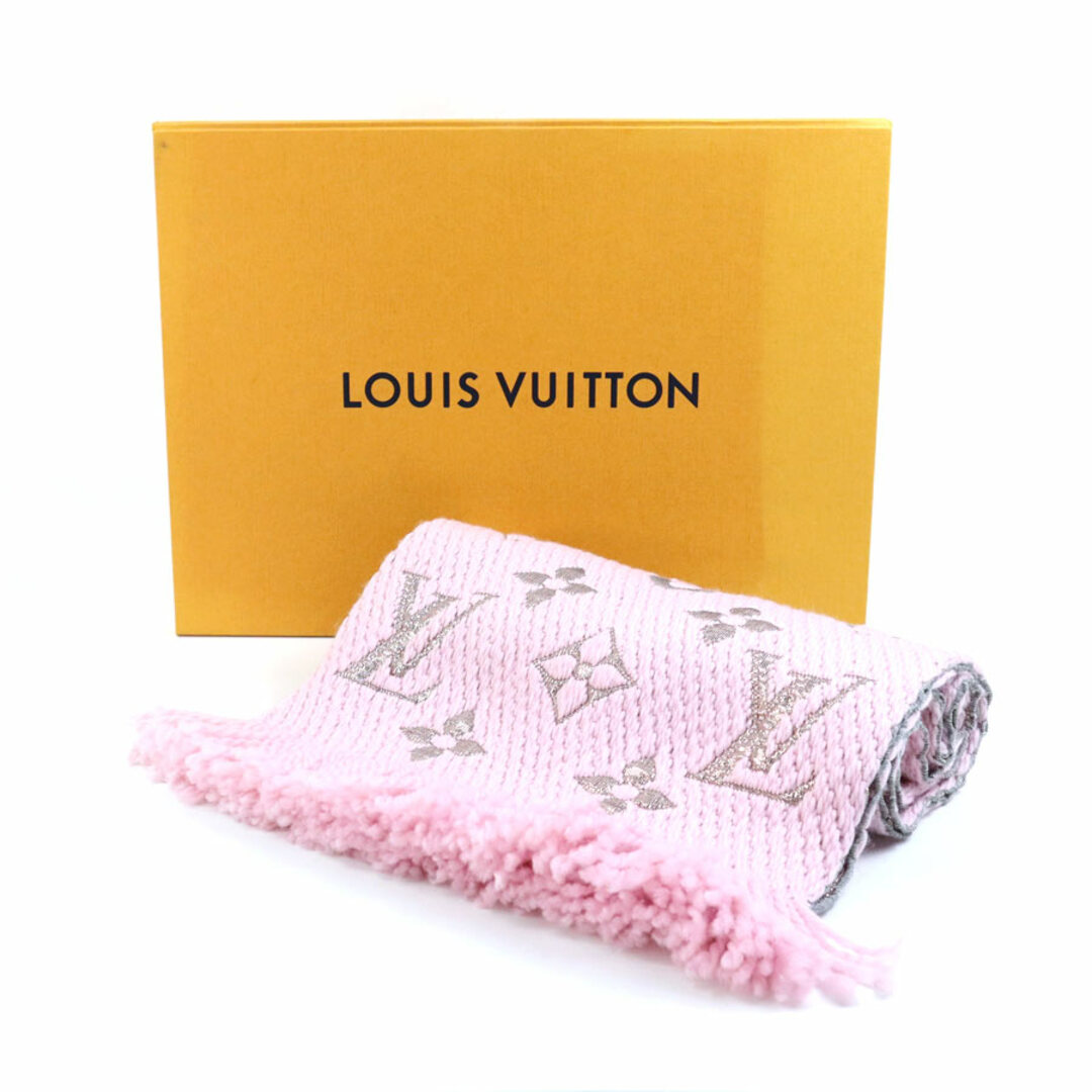 LOUIS VUITTON(ルイヴィトン)のルイ ヴィトン LOUIS VUITTON マフラー エシャルプ・ロゴマニア シャイン ウール/シルク ピンク×シルバー レディース M70466 送料無料【中古】 r9920f ハンドメイドのファッション小物(マフラー/ストール)の商品写真