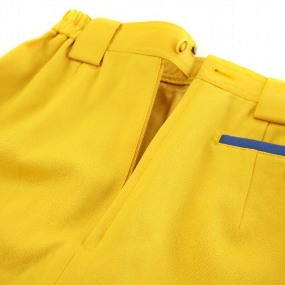 レオナールスポーツ スカンツ タイトスカート ひざ丈 ウール 黄 レディースのスカート(ひざ丈スカート)の商品写真