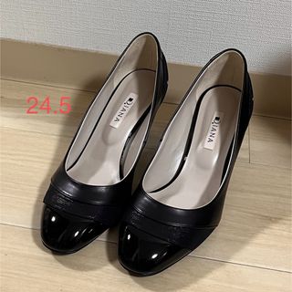 ダイアナ(DIANA)の美品　DIANA ダイアナ　エナメル　パンプス　黒　24.5(ハイヒール/パンプス)