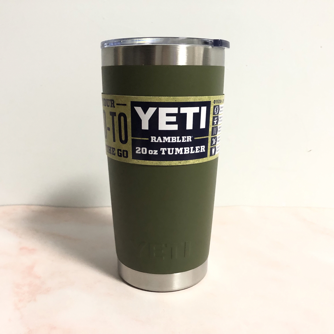 YETI(イエティ)のYETI イエティ 20オンス ランブラー タンブラー アウトドア オリーブ スポーツ/アウトドアのアウトドア(食器)の商品写真