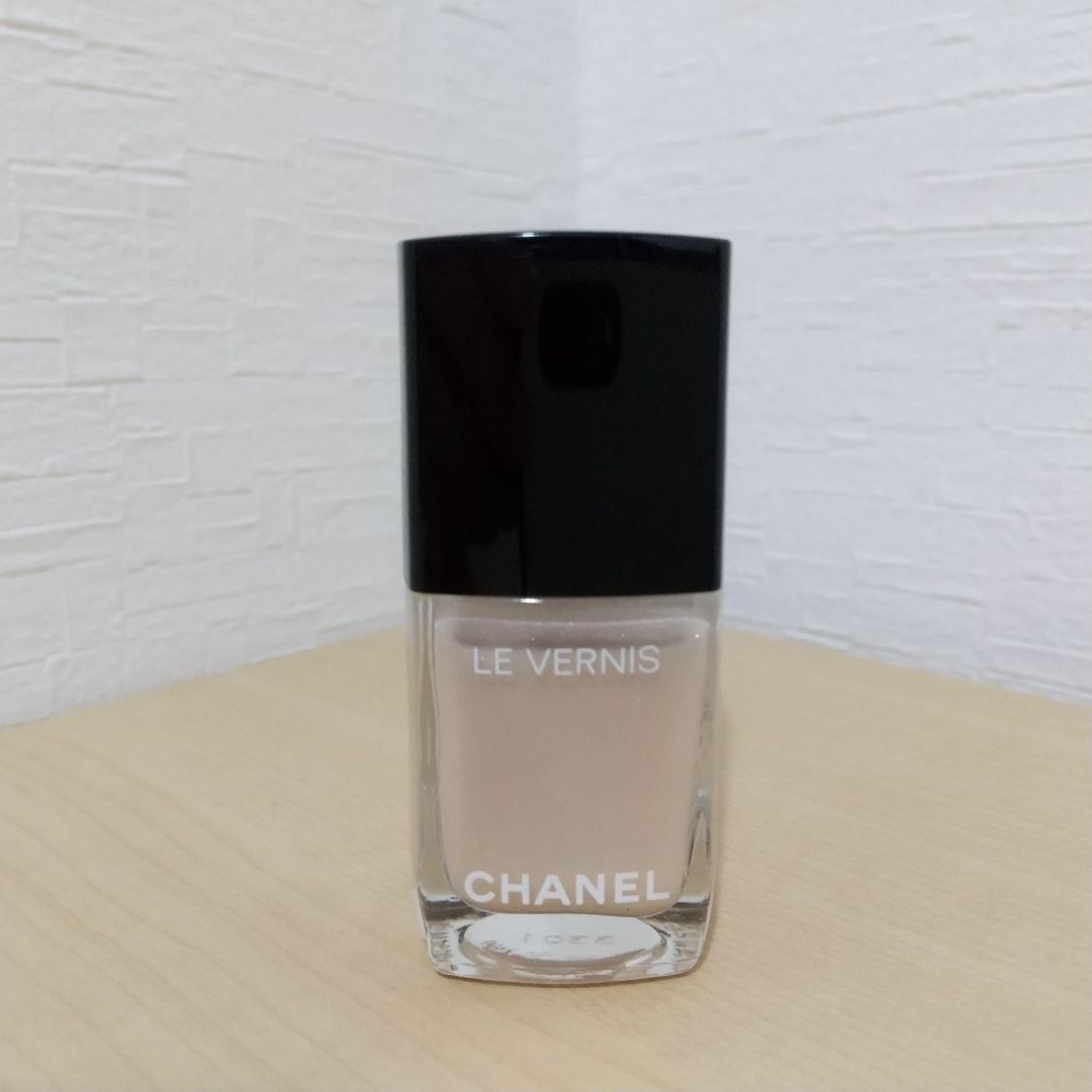 CHANEL(シャネル)のシャネル ヴェルニ ロング トゥニュ  701 オードゥナクレ ネイル   コスメ/美容のネイル(ネイル用品)の商品写真