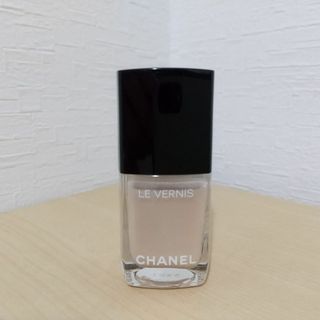 シャネル(CHANEL)のシャネル ヴェルニ ロング トゥニュ  701 オードゥナクレ ネイル  (ネイル用品)