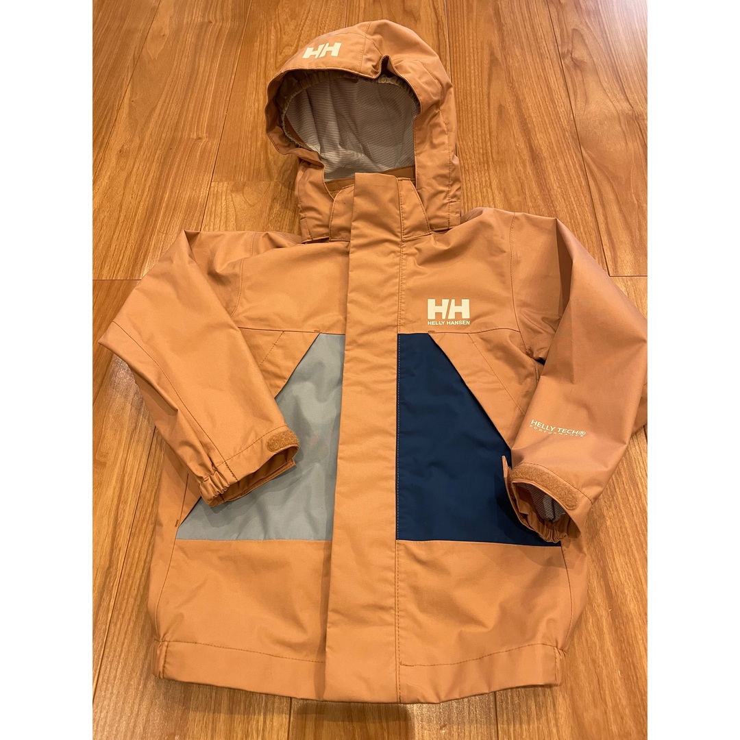 HELLY HANSEN(ヘリーハンセン)のヘリーハンセン　防水ジャケット　110 キッズ/ベビー/マタニティのキッズ服女の子用(90cm~)(ジャケット/上着)の商品写真