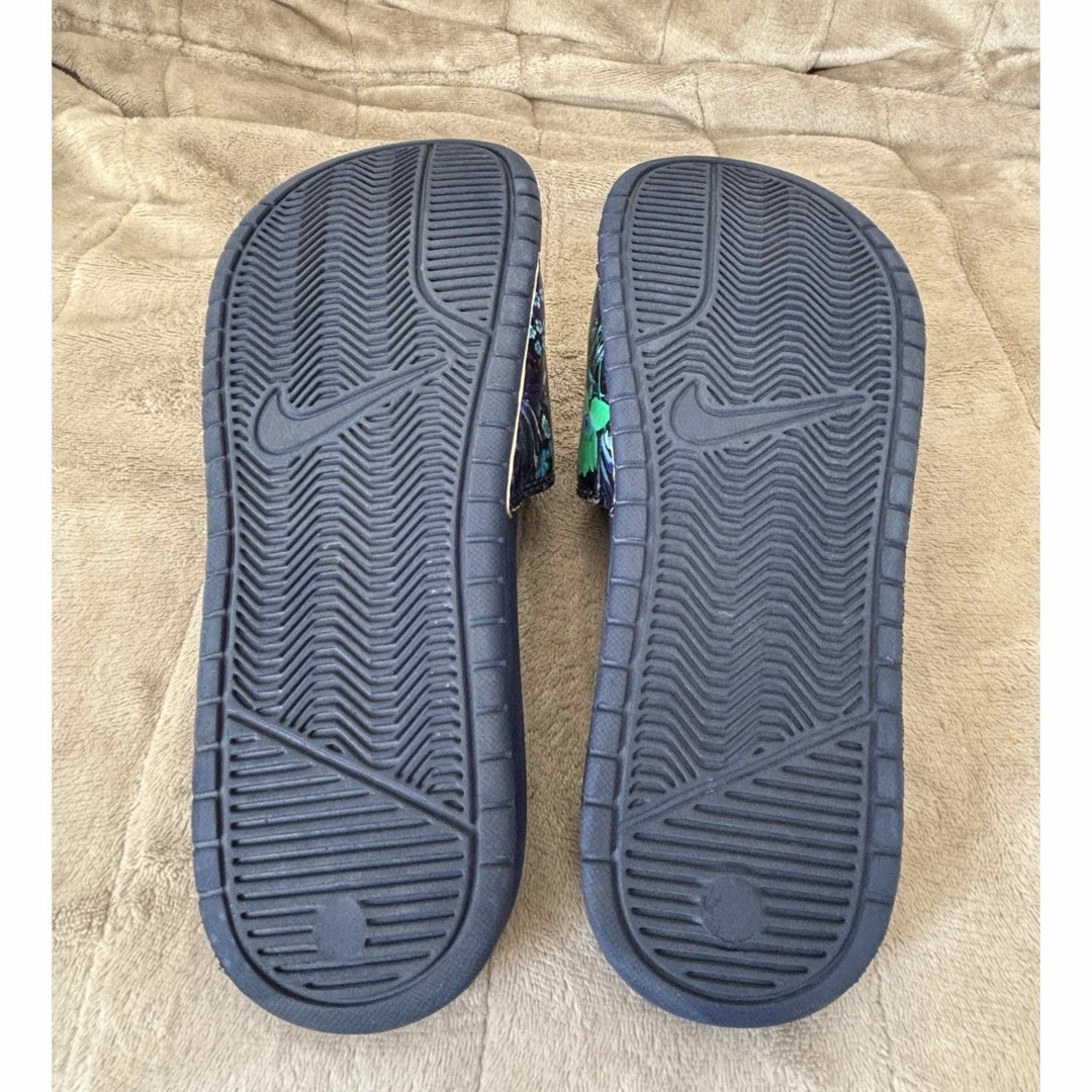 NIKE(ナイキ)のNIKE ナイキ サンダル BENASSI ベナッシ　618919-404　25 メンズの靴/シューズ(サンダル)の商品写真