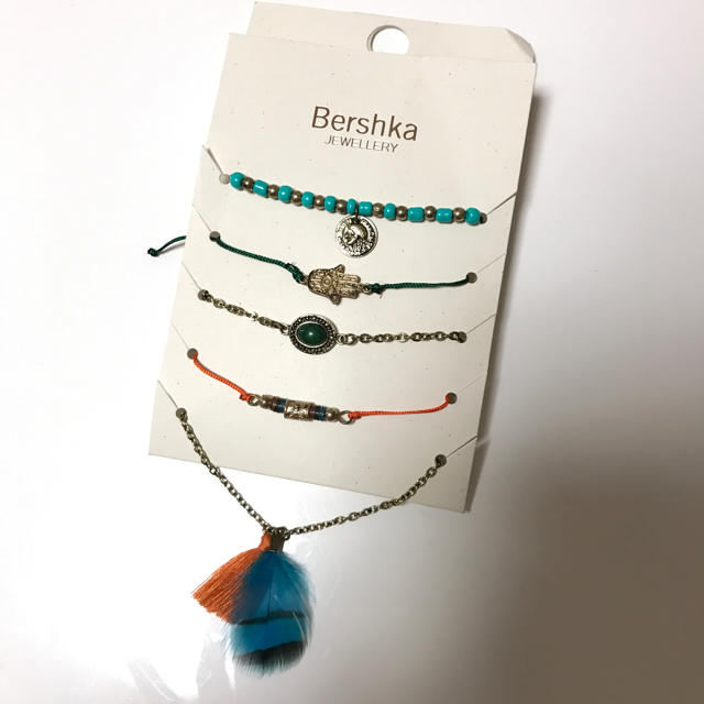 Bershka(ベルシュカ)のBershka ブレスレット セット② レディースのアクセサリー(ブレスレット/バングル)の商品写真