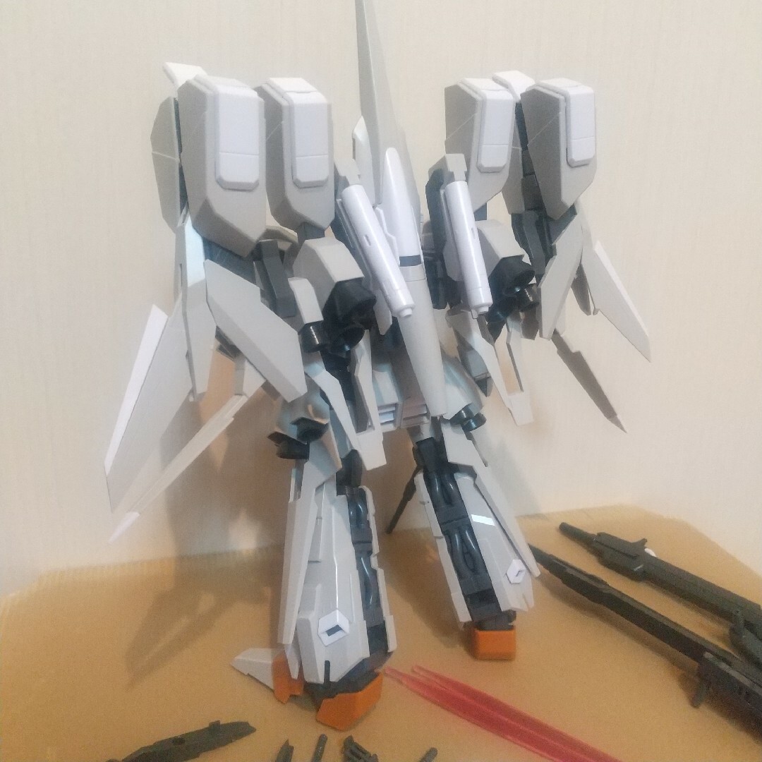 BANDAI(バンダイ)の1/100MG リゼルC型ディフェンサーa＋b ユニット ゼネラル レビル配備機 エンタメ/ホビーのおもちゃ/ぬいぐるみ(模型/プラモデル)の商品写真