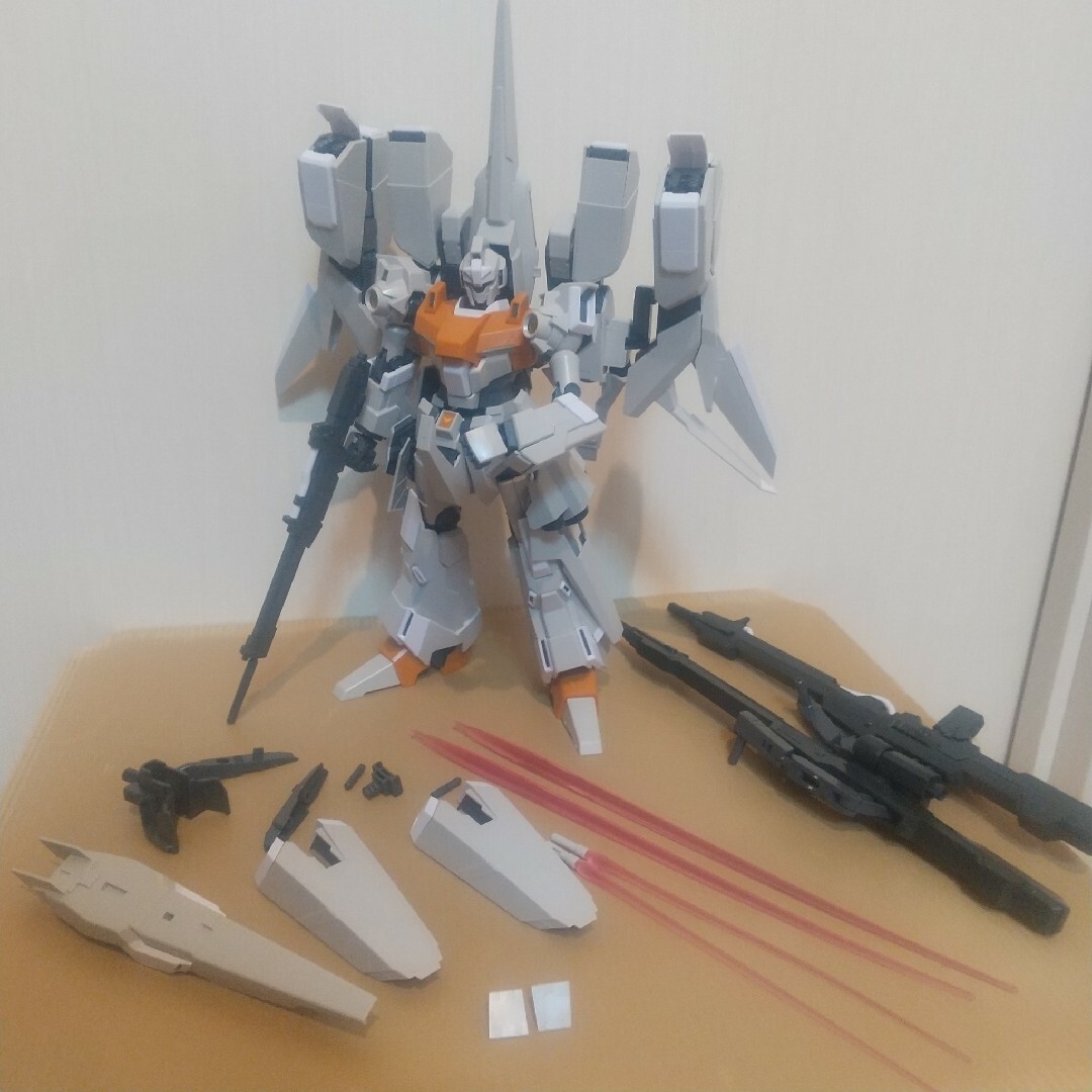 BANDAI(バンダイ)の1/100MG リゼルC型ディフェンサーa＋b ユニット ゼネラル レビル配備機 エンタメ/ホビーのおもちゃ/ぬいぐるみ(模型/プラモデル)の商品写真