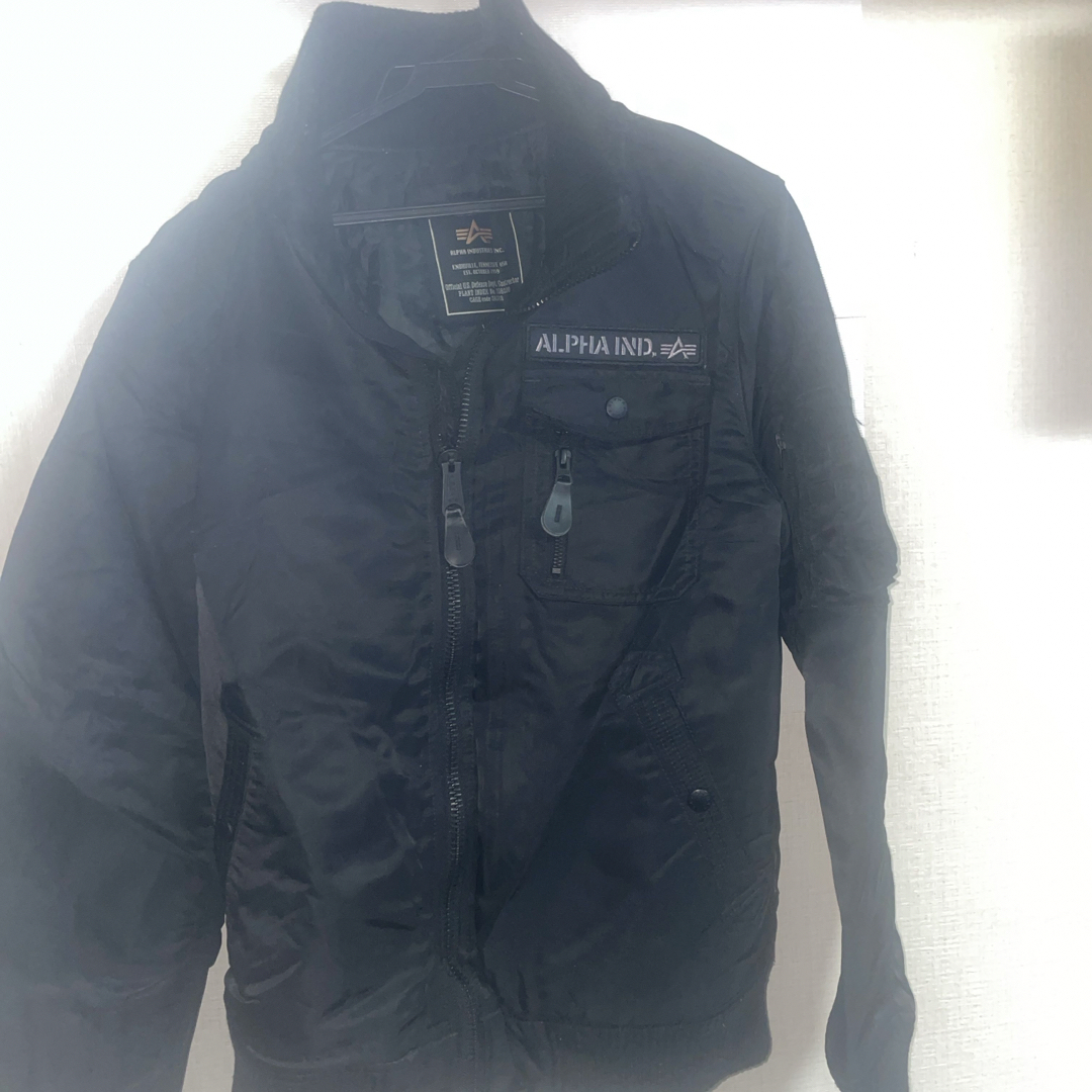 ALPHA INDUSTRIES(アルファインダストリーズ)の　ALPHAINDアルファインダストリ MA-1 フライトジャケット メンズのジャケット/アウター(フライトジャケット)の商品写真