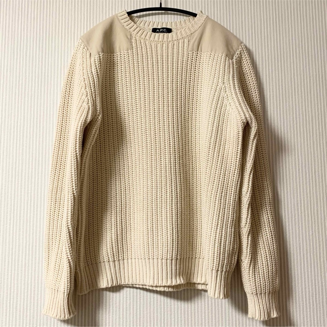 A.P.C(アーペーセー)のA.P.C アーペーセー　ショルダーパッチ　ローゲージニット　コットン　セーター メンズのトップス(ニット/セーター)の商品写真