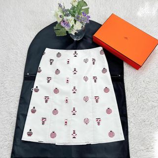 エルメス(Hermes)の★HERMES★極美品★シルク100★香水瓶★Aラインスカート(ひざ丈スカート)