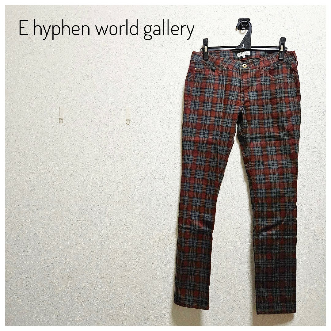 E hyphen world gallery(イーハイフンワールドギャラリー)の美品E hyphen world gallery　スキニーパンツ　赤チェック　M レディースのパンツ(スキニーパンツ)の商品写真