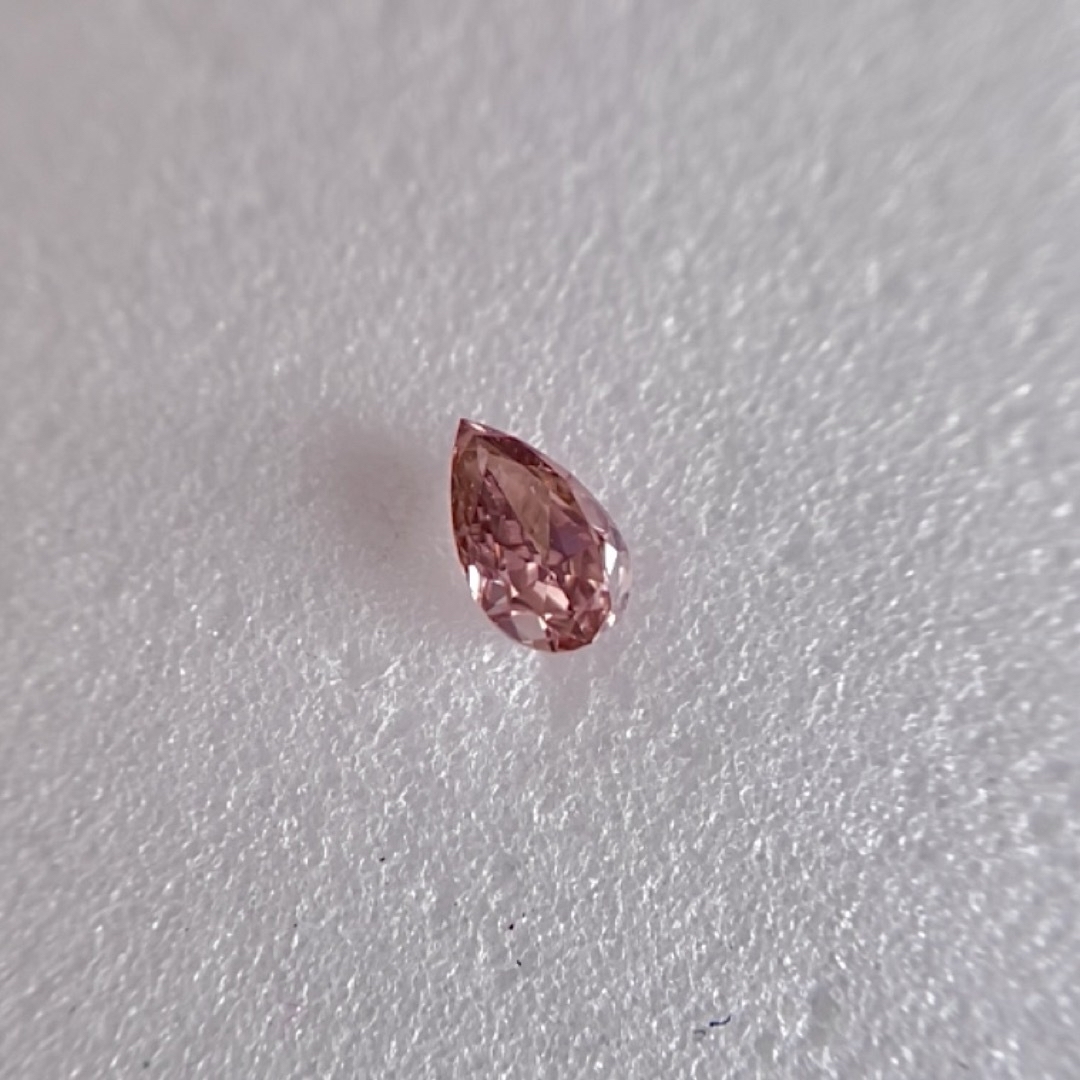 0.078ct VS-1 天然ピンクダイヤモンド FANCY DEEP PINK