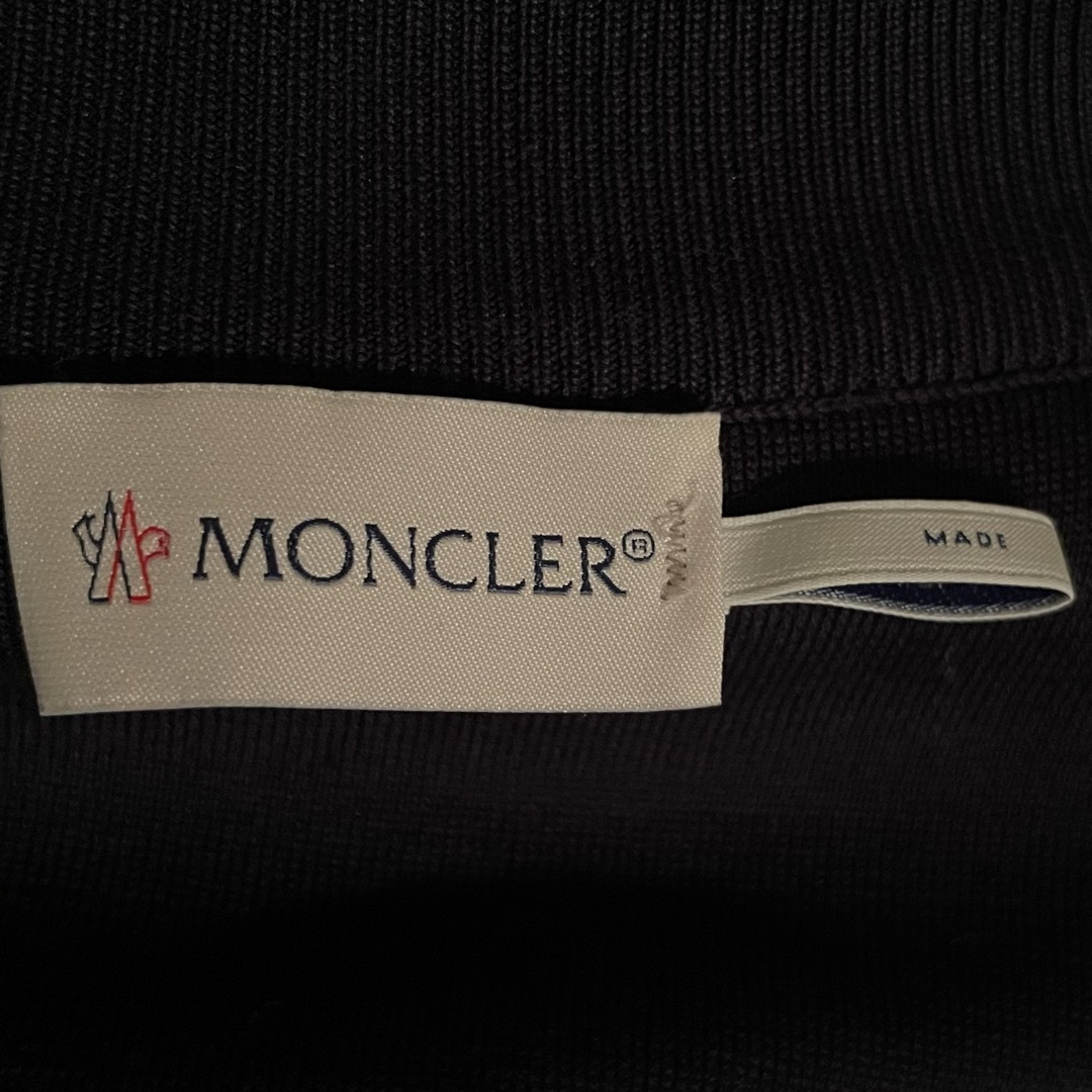 MONCLER(モンクレール)の☆ MONCLER MENS CARDIGAN★モンクレール　ニットダウン メンズのジャケット/アウター(ダウンジャケット)の商品写真
